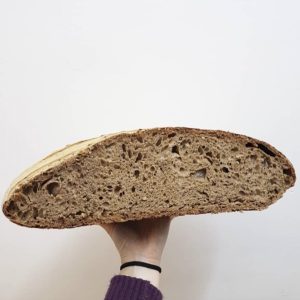 Pane casereccio ai cereali
